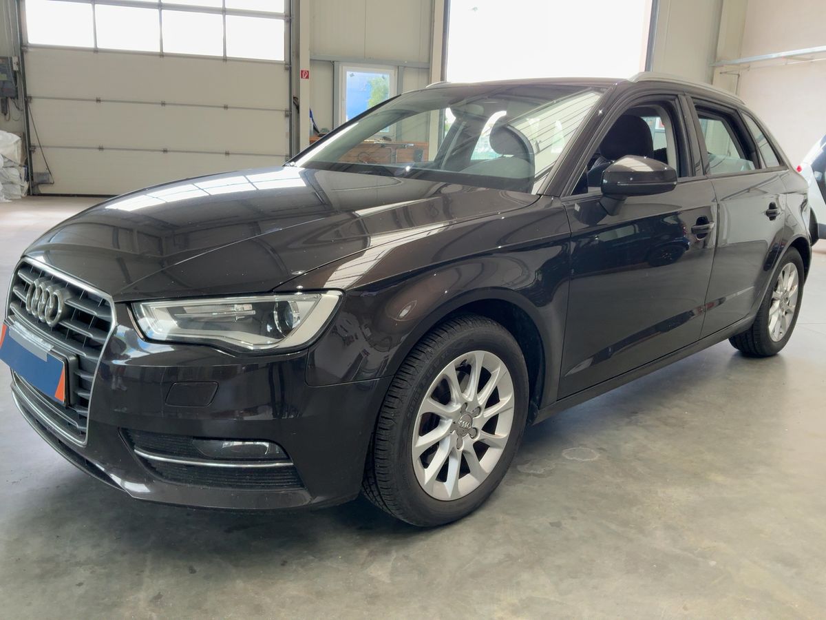 Audi A3 1.6 TDI Attraction