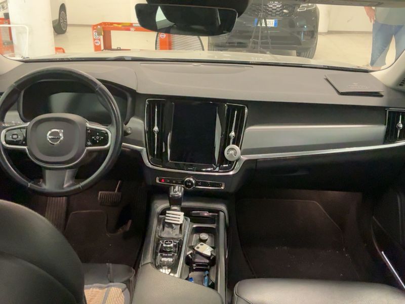 Volvo V90 2.0 D4 Momentum 2017 – снимка 17