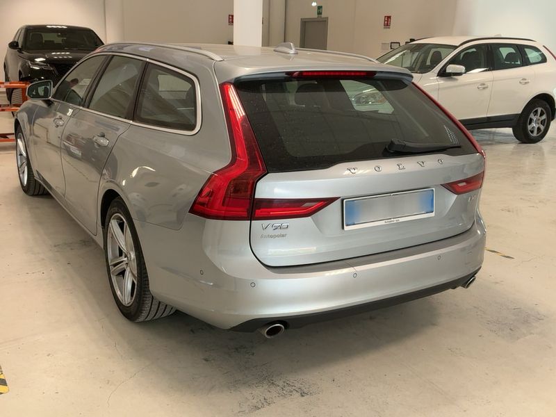 Volvo V90 2.0 D4 Momentum 2017 – снимка 6
