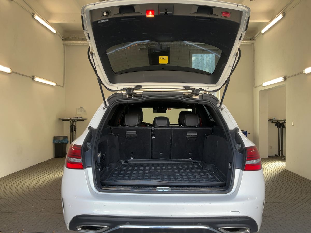 Mercedes-Benz C-Klasse 2019 — photo 16