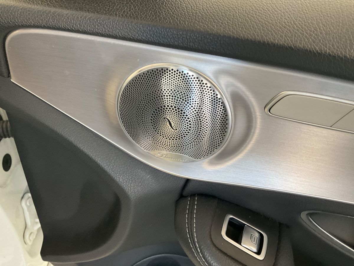 Mercedes-Benz C-Klasse 2019 — photo 25