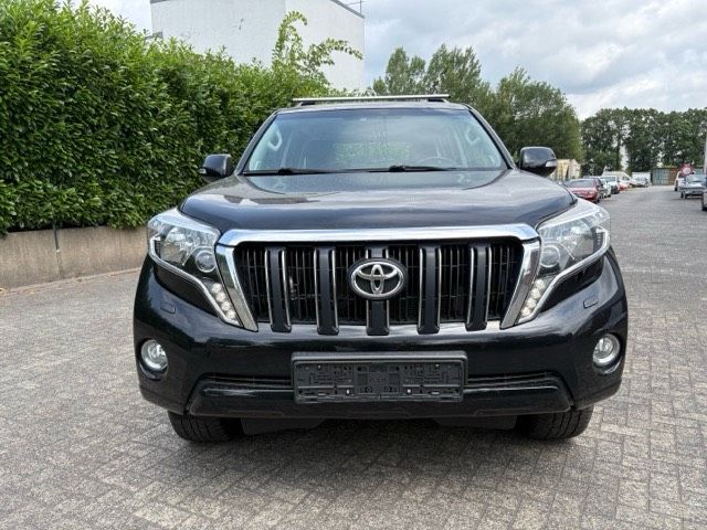 Toyota Land Cruiser 2.8 D-4D Comfort — zdjęcie 7