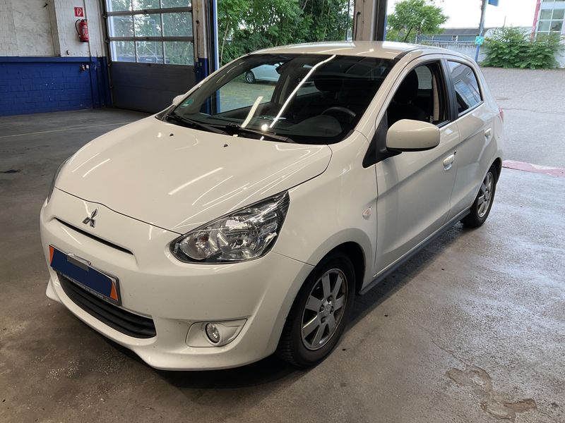 Mitsubishi Space
