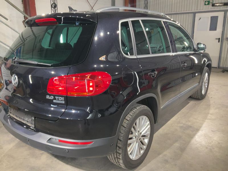 Volkswagen Tiguan 2.0 TDI Sport & Style 4Motion 2015 – снимка 8