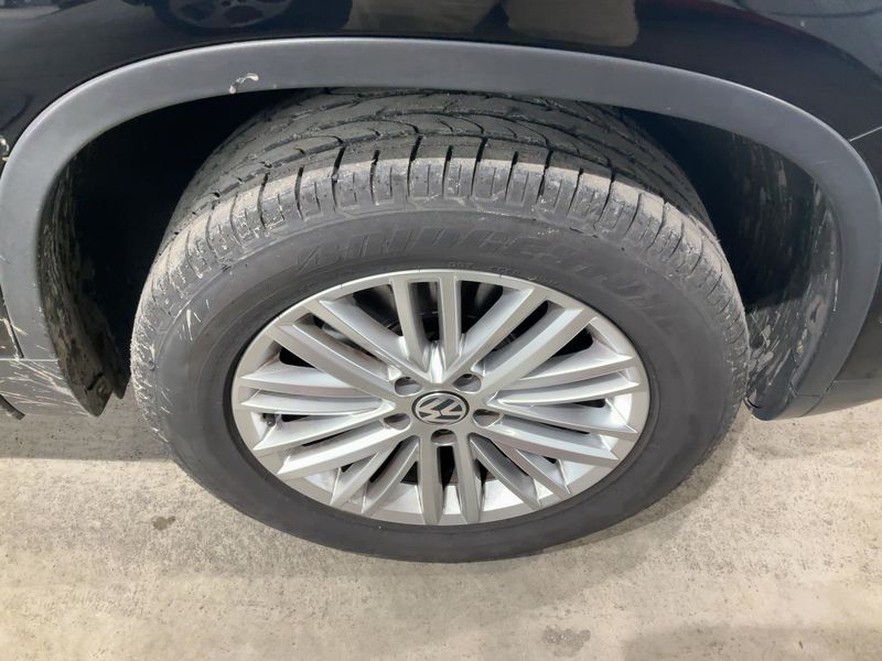 Volkswagen Tiguan 2.0 TDI Sport & Style 4Motion 2015 – снимка 11