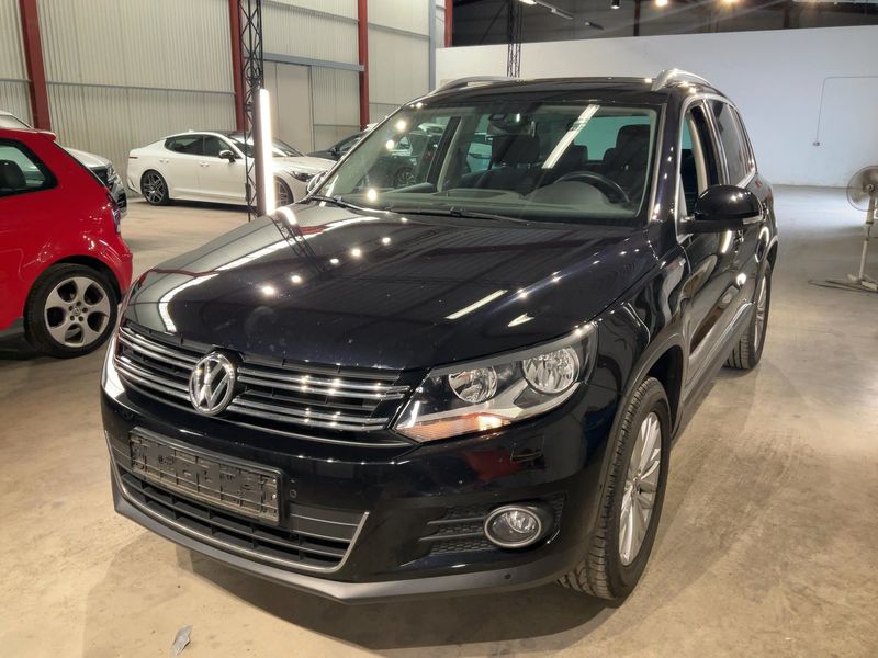 Volkswagen Tiguan 2.0 TDI Sport & Style 4Motion 2015 – снимка 1
