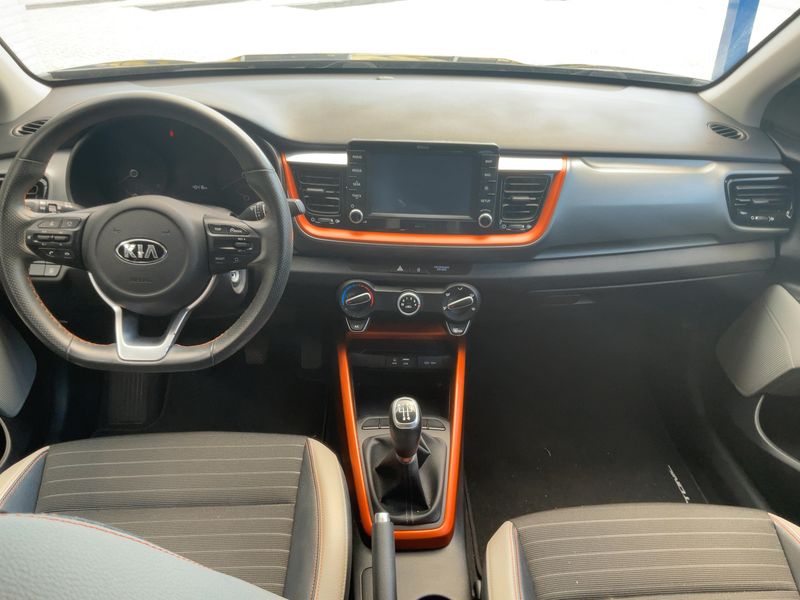 Kia Stonic 1.0 TGDI Spirit — zdjęcie 12