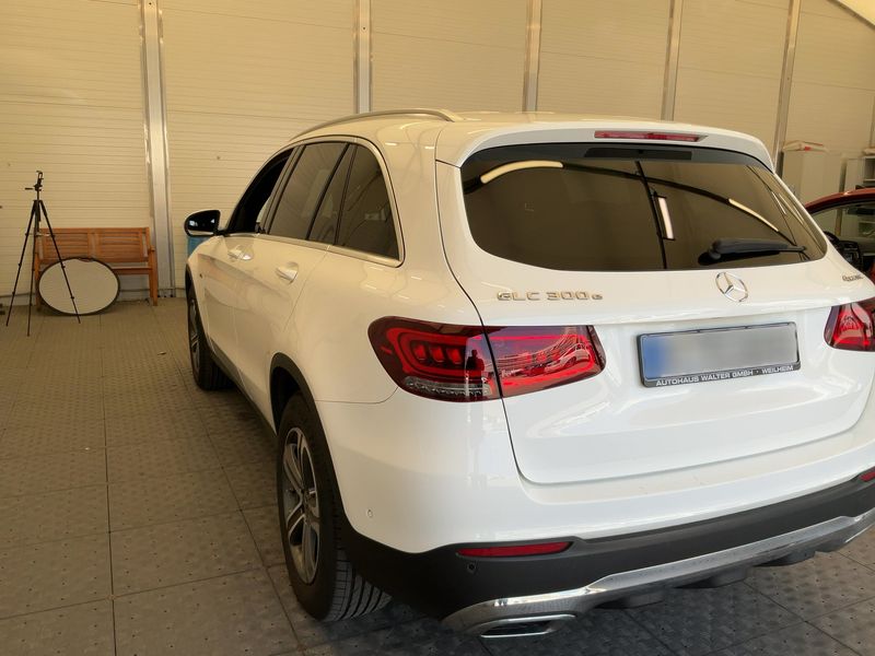 Mercedes-Benz GLC-Klasse GLC 300e 4Matic — zdjęcie 3
