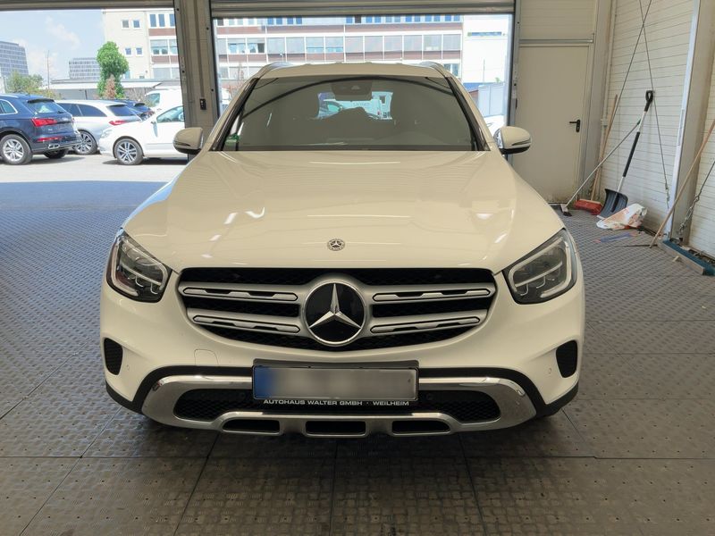 Mercedes-Benz GLC-Klasse GLC 300e 4Matic — zdjęcie 9