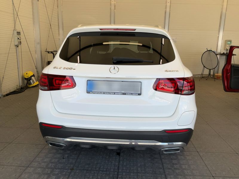 Mercedes-Benz GLC-Klasse GLC 300e 4Matic — zdjęcie 5
