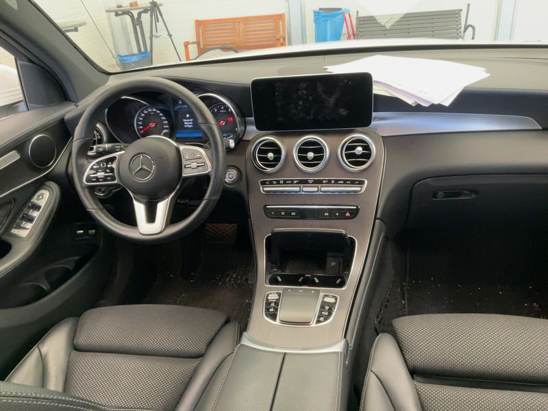 Mercedes-Benz GLC-Klasse GLC 300e 4Matic — zdjęcie 12