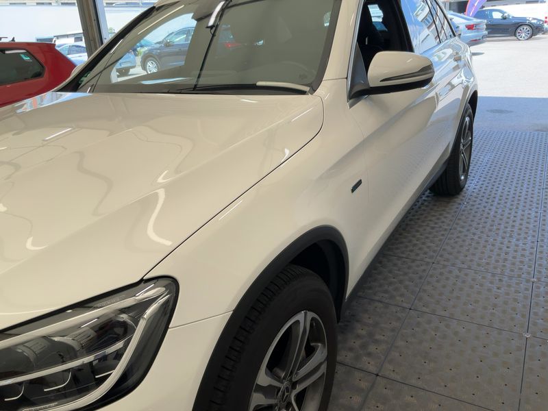Mercedes-Benz GLC-Klasse GLC 300e 4Matic — zdjęcie 2