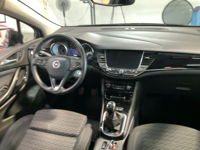 Opel Astra 1.4 SIDI Turbo ON 2018 – снимка 18