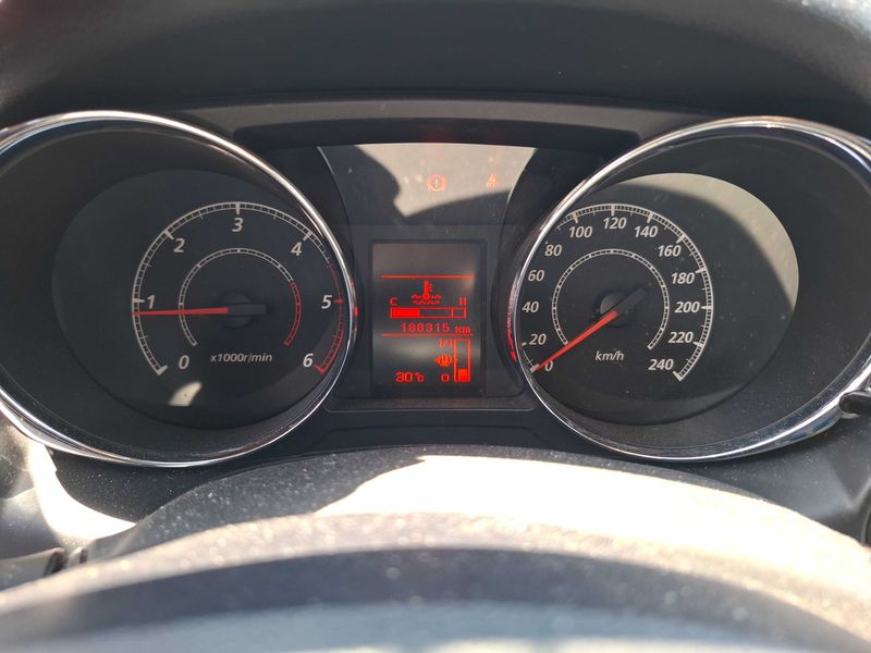 Citroen C4 Aircross 1.8 HDi Confort 4x2 — zdjęcie 12