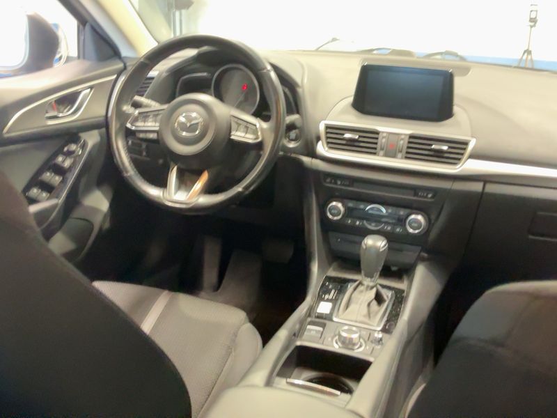 Mazda 3 2.0 Signature + — zdjęcie 12