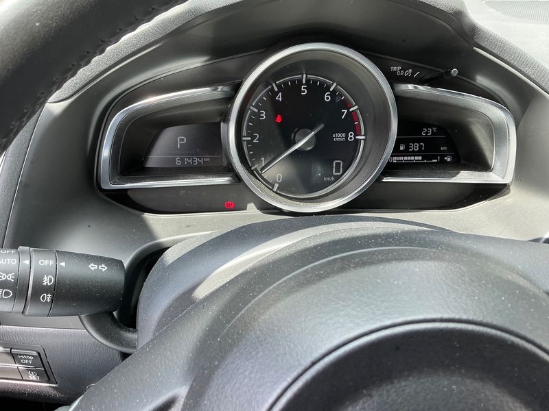 Mazda 3 2.0 Signature + — zdjęcie 13