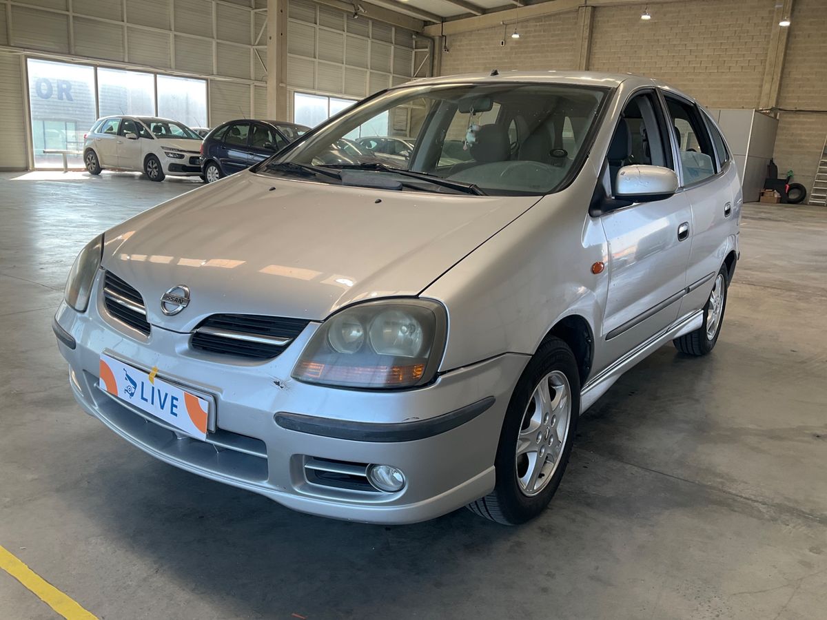 Nissan Almera 2004