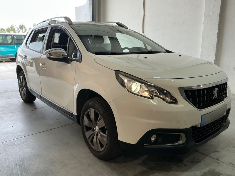 Peugeot 2008 1.2 e-VTi Style — zdjęcie 8