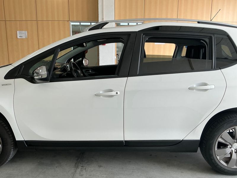 Peugeot 2008 1.2 e-VTi Style — zdjęcie 4