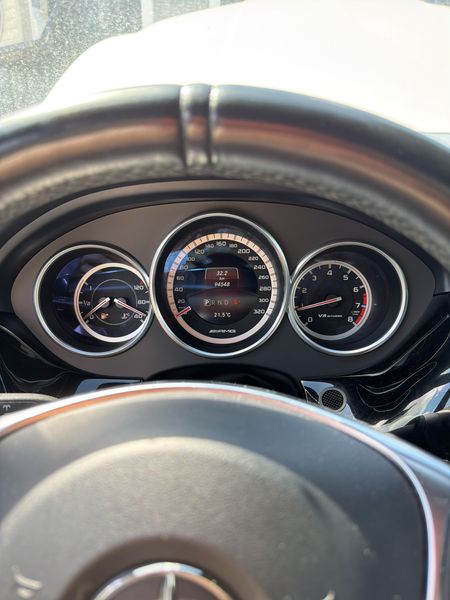 Mercedes-Benz CLS-Klasse CLS 63 AMG Shooting Brake 4Matic — zdjęcie 12