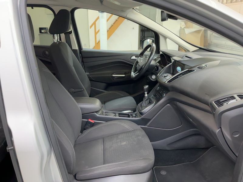 Ford Grand C-Max 1.5 EcoBoost Cool&Connect — zdjęcie 11