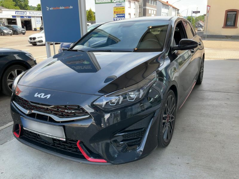 Kia pro_cee'd 1.6 TGDI GT