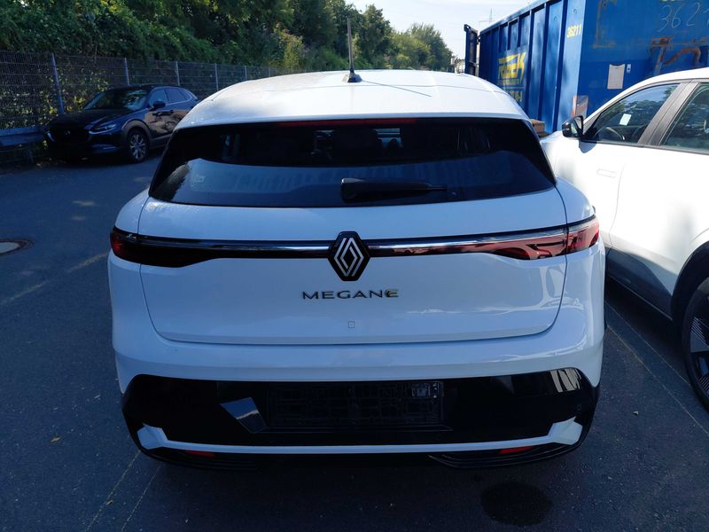 Renault Megane E-Tech electric drive 96 kW Equilibre — zdjęcie 4