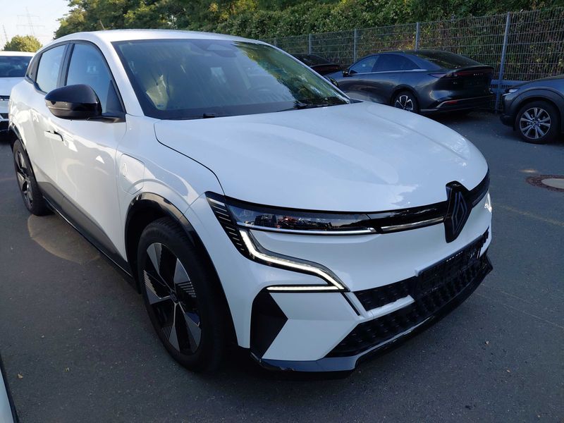 Renault Megane E-Tech electric drive 96 kW Equilibre — zdjęcie 6