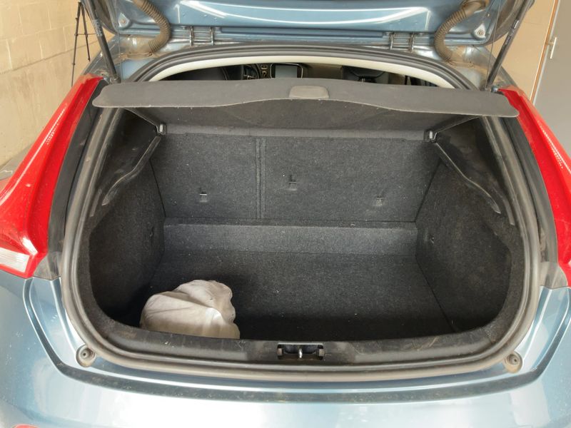 Volvo V40 1.6 D2 Momentum — zdjęcie 10