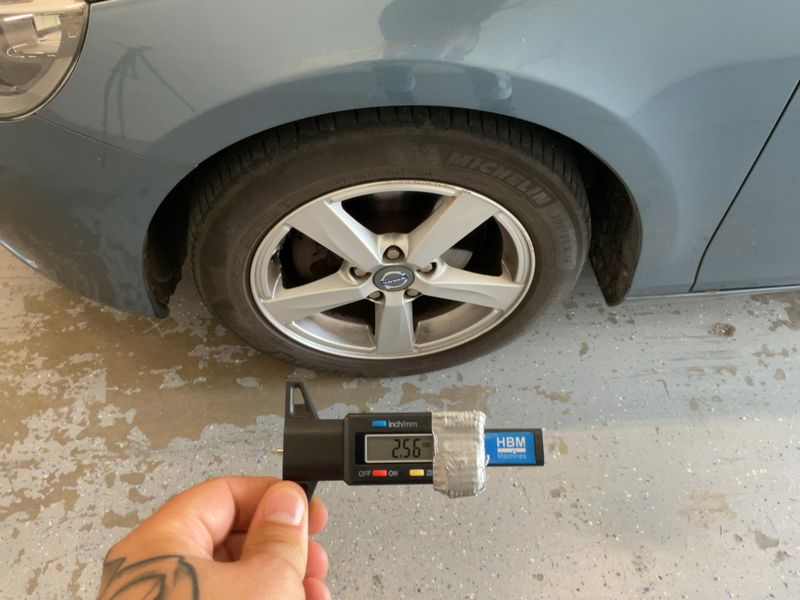 Volvo V40 1.6 D2 Momentum 2013 – снимка 3