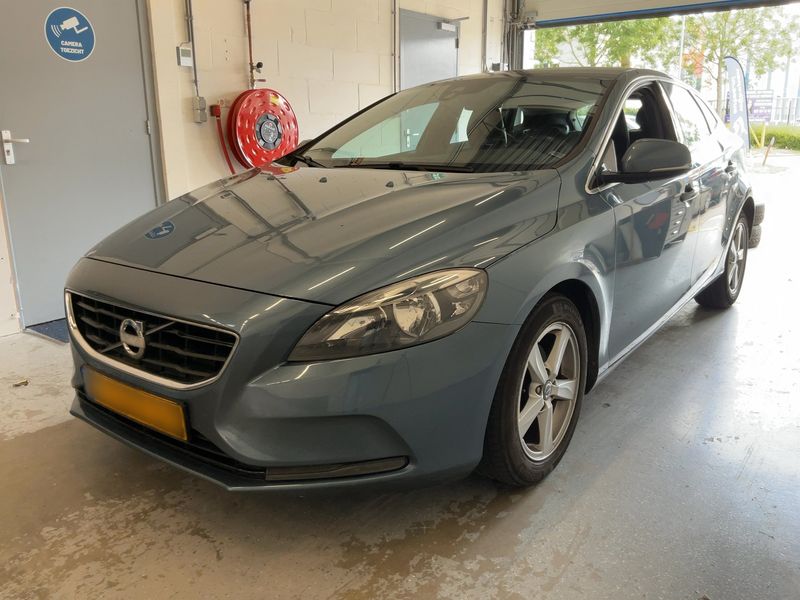 Volvo V40 1.6 D2 Momentum