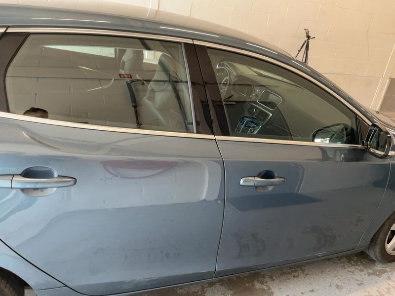 Volvo V40 1.6 D2 Momentum — zdjęcie 7