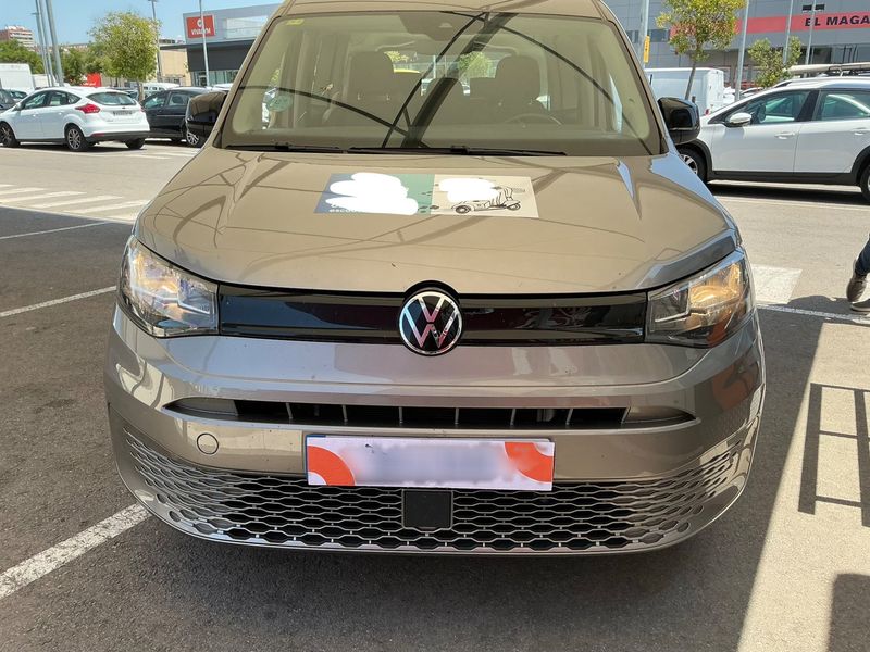 Volkswagen Caddy 2.0 TDI Maxi — zdjęcie 9