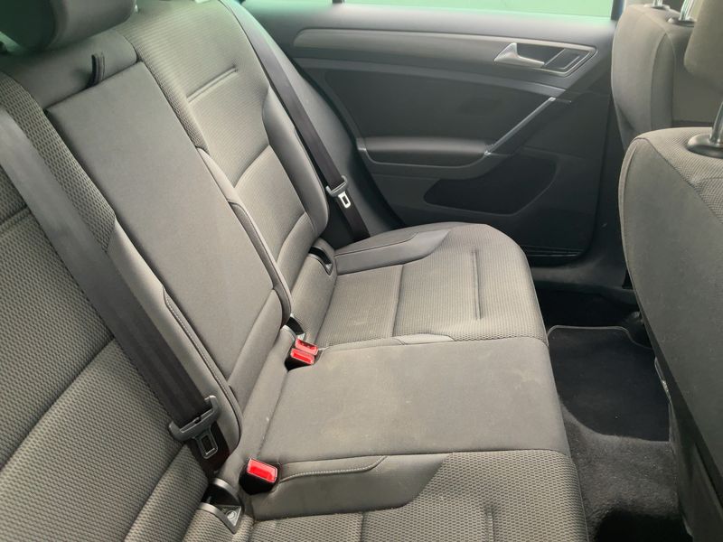Volkswagen Golf VII 1.6 TDI Comfortline BlueMotion Tech 2013 – снимка 19