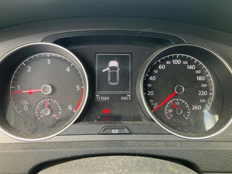 Volkswagen Golf VII 1.6 TDI Comfortline BlueMotion Tech 2013 – снимка 18