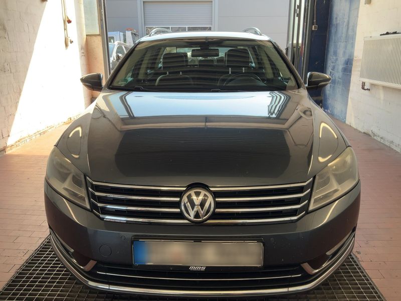 Volkswagen Passat 2.0 TDI Highline BlueMotion Tech 2012 – снимка 14