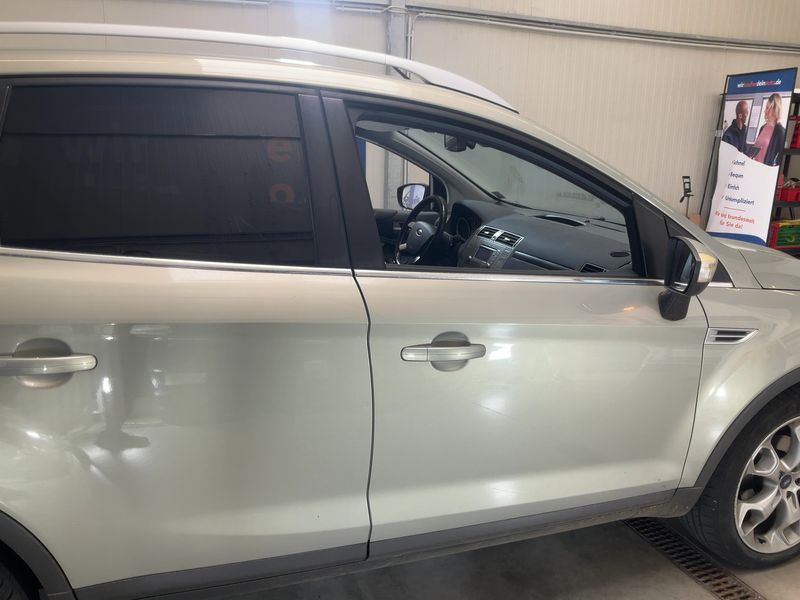 Ford Kuga 2.0 TDCi Titanium 2009 – снимка 10