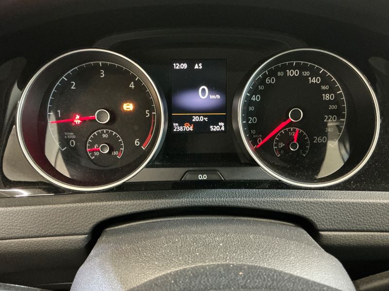 Volkswagen Golf VII 1.6 TDI Cup BlueMotion Tech — zdjęcie 13