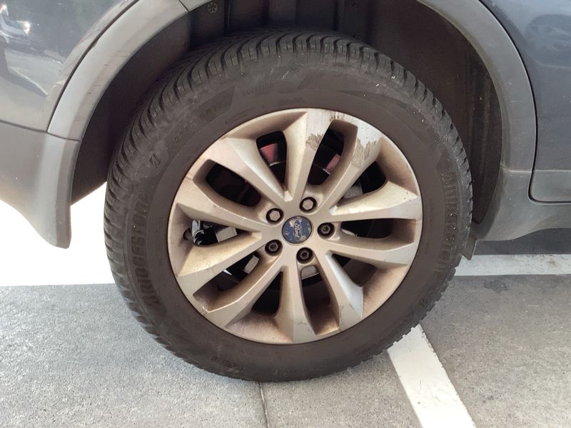 Ford Kuga 2.0 TDCi Titanium 2010 – снимка 9