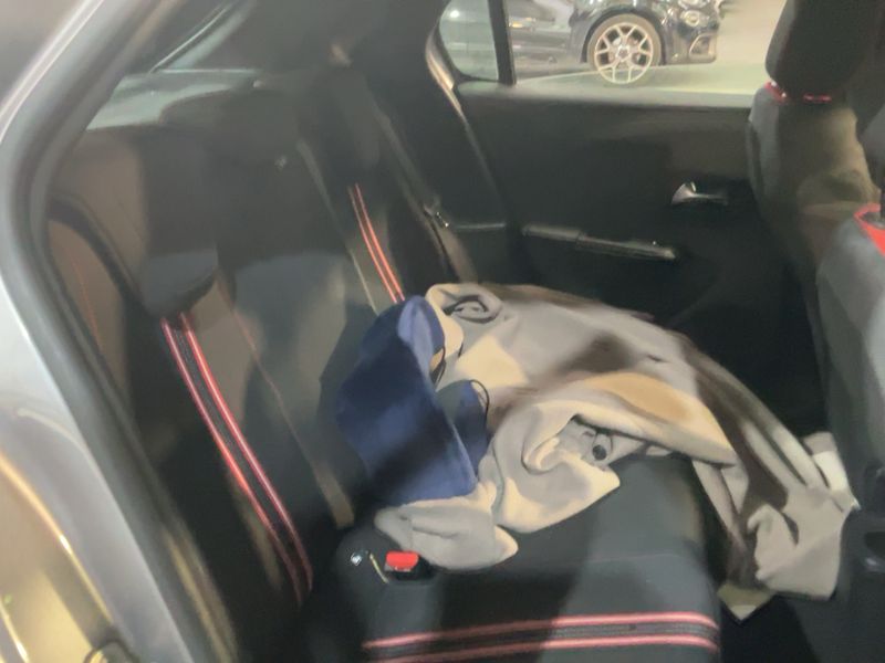 Opel Corsa 1.2 Turbo GS Line — zdjęcie 14