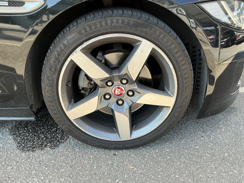 Jaguar XE 20d R-Sport 2018 – снимка 11