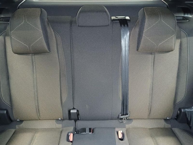 DS Automobiles DS7 1.5 Blue-HDi Bastille + — zdjęcie 9