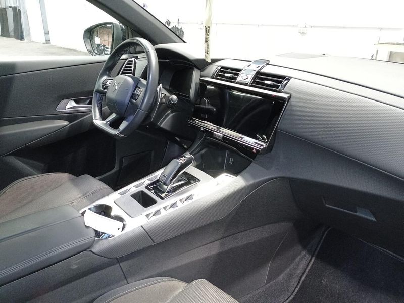 DS Automobiles DS7 1.5 Blue-HDi Bastille + — zdjęcie 7