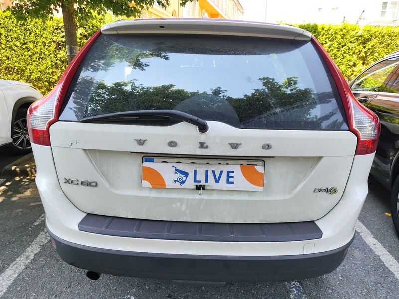 Volvo XC60 2.0 DRIVe Kinetic — zdjęcie 4