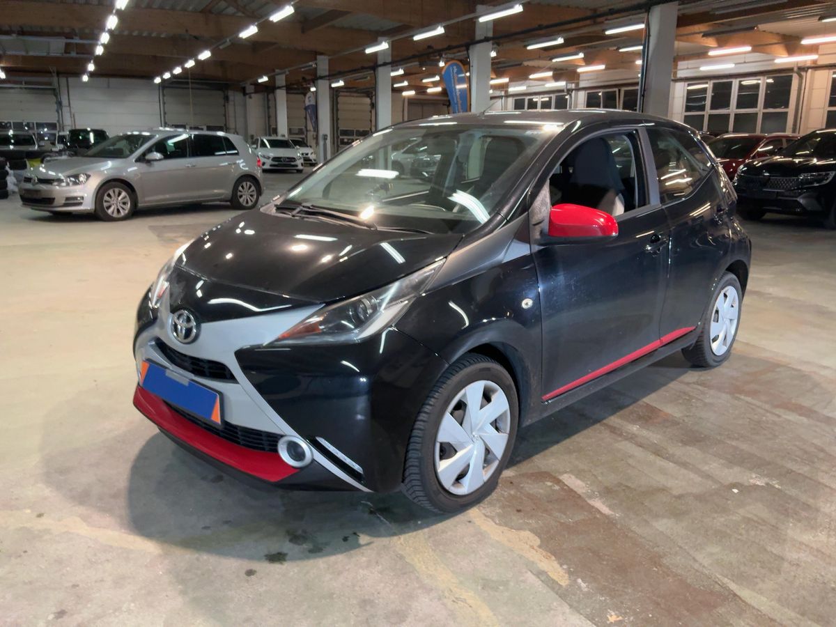 Toyota Aygo 1.0 X-Play