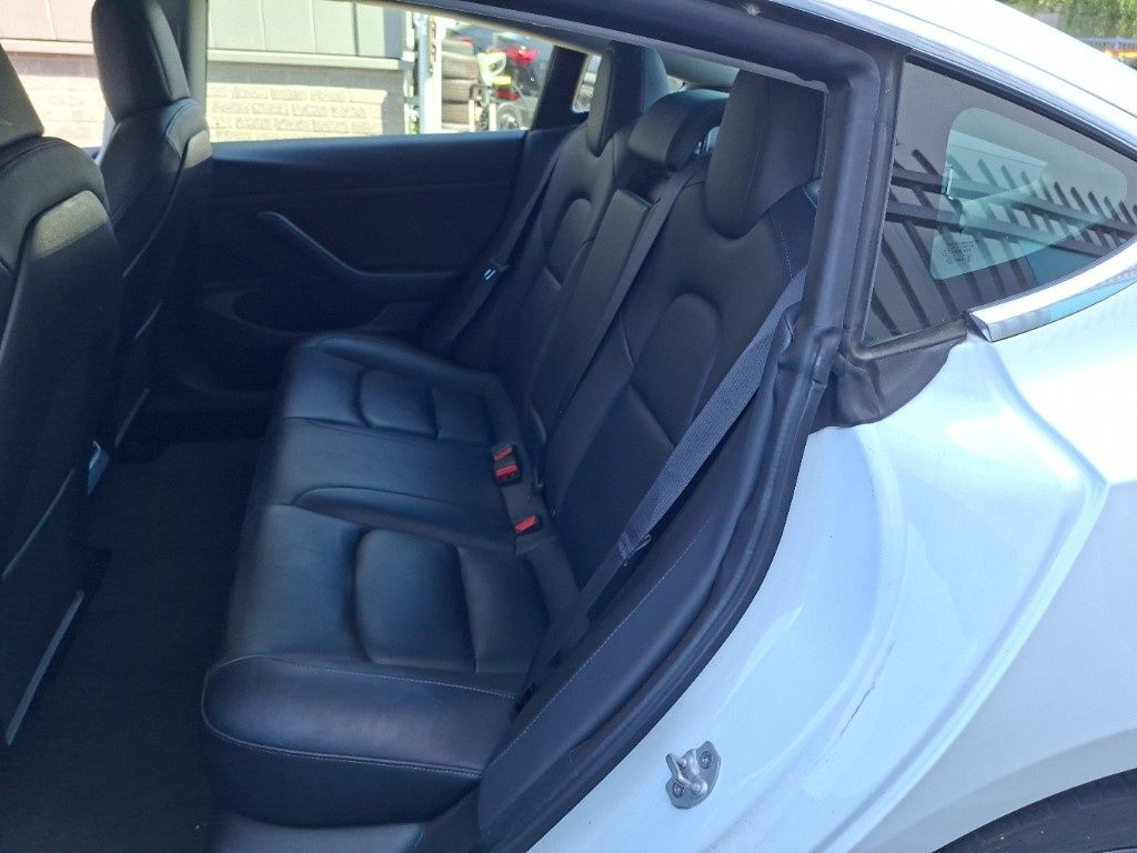 Tesla Model d'occasion