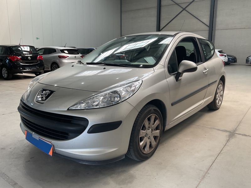 Peugeot 207 1.4 Tendance 2009 – снимка 1