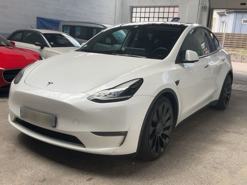 Tesla Model Y Performance Dual AWD AWD