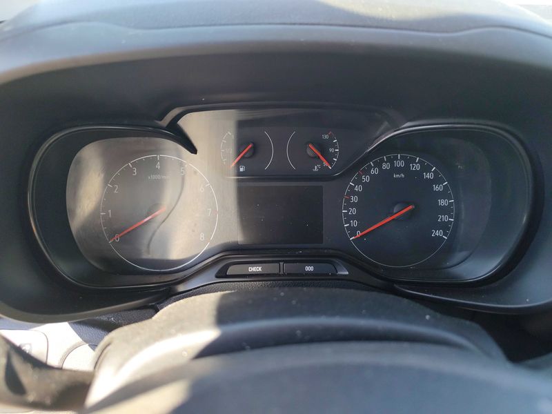 Opel Combo Life 1.5 CDTI — zdjęcie 12