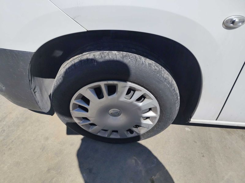 Opel Combo Life 1.5 CDTI — zdjęcie 17